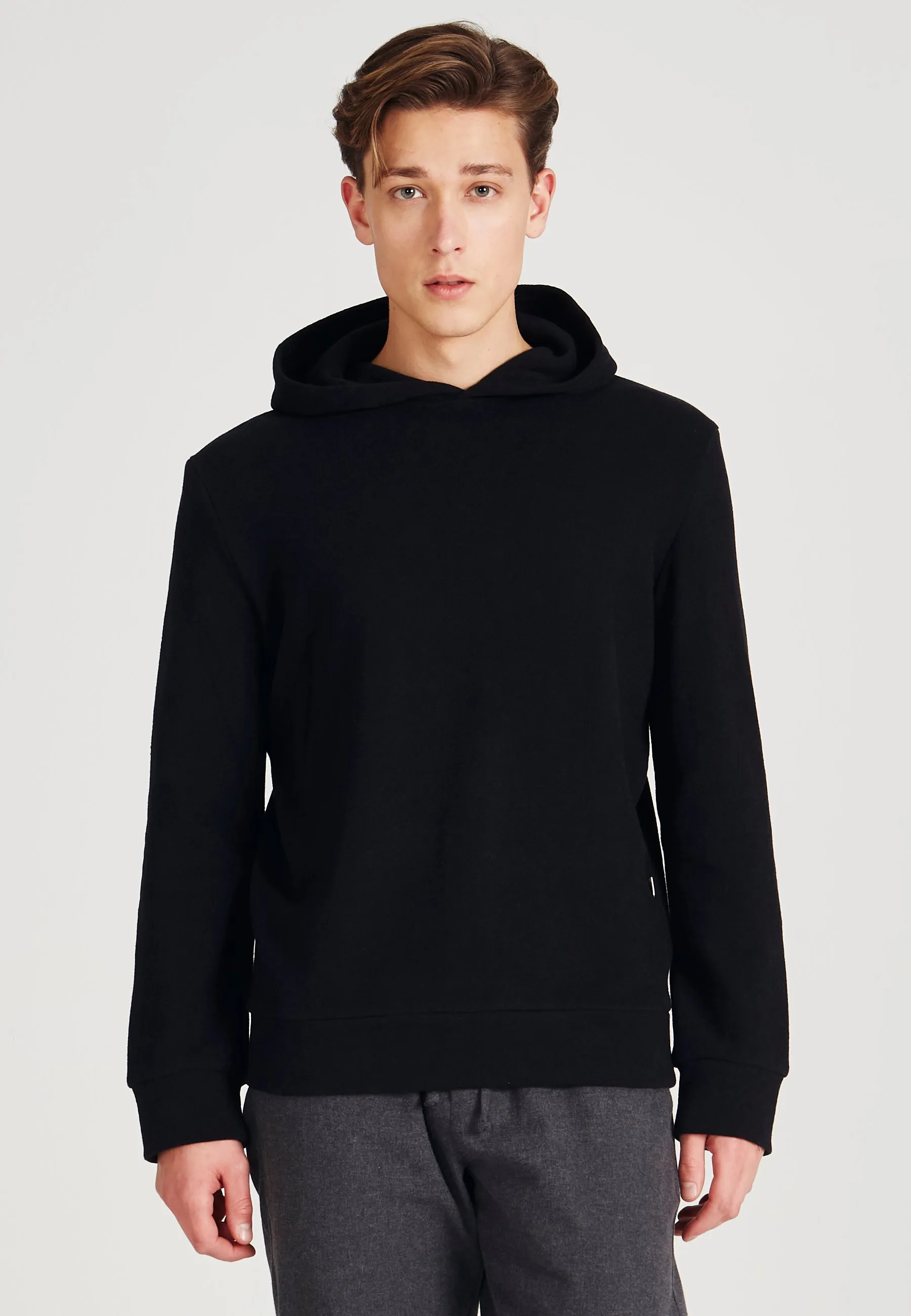Hoodie RAY aus recycelter Baumwolle - Black