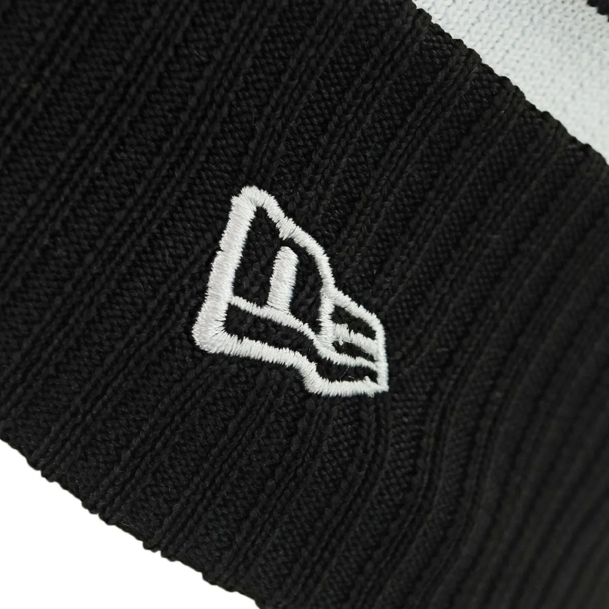 New Era Las Vegas Raiders NFL Sideline Techknit OTC Beanie Winter Mütze 60407311 - schwarz
