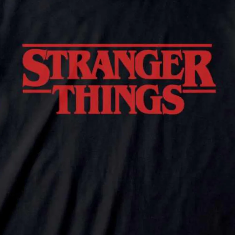 Stranger Things Schwarzes Unisex Logo T-Shirt