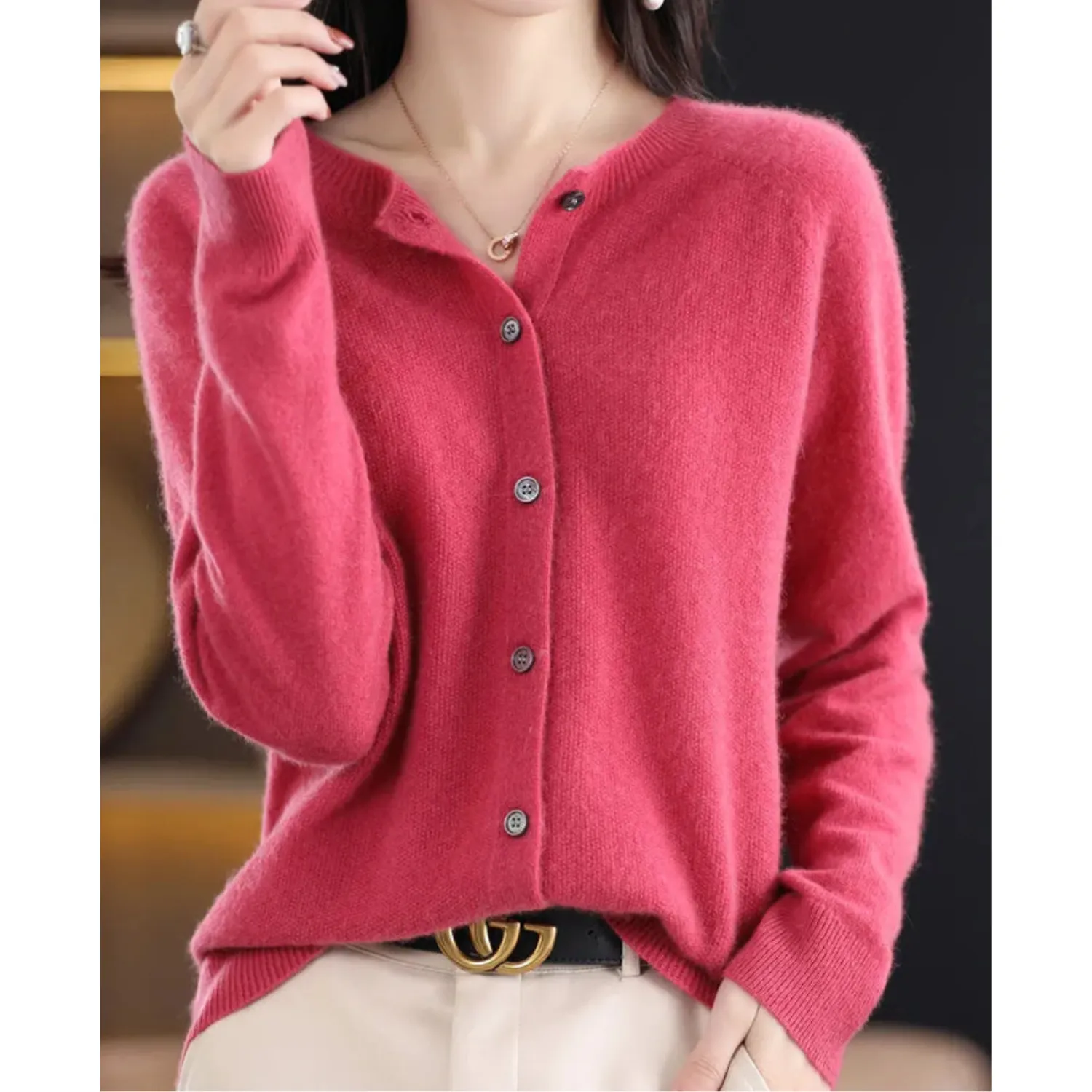 Weiche warme Damenpullover in mehreren Farben